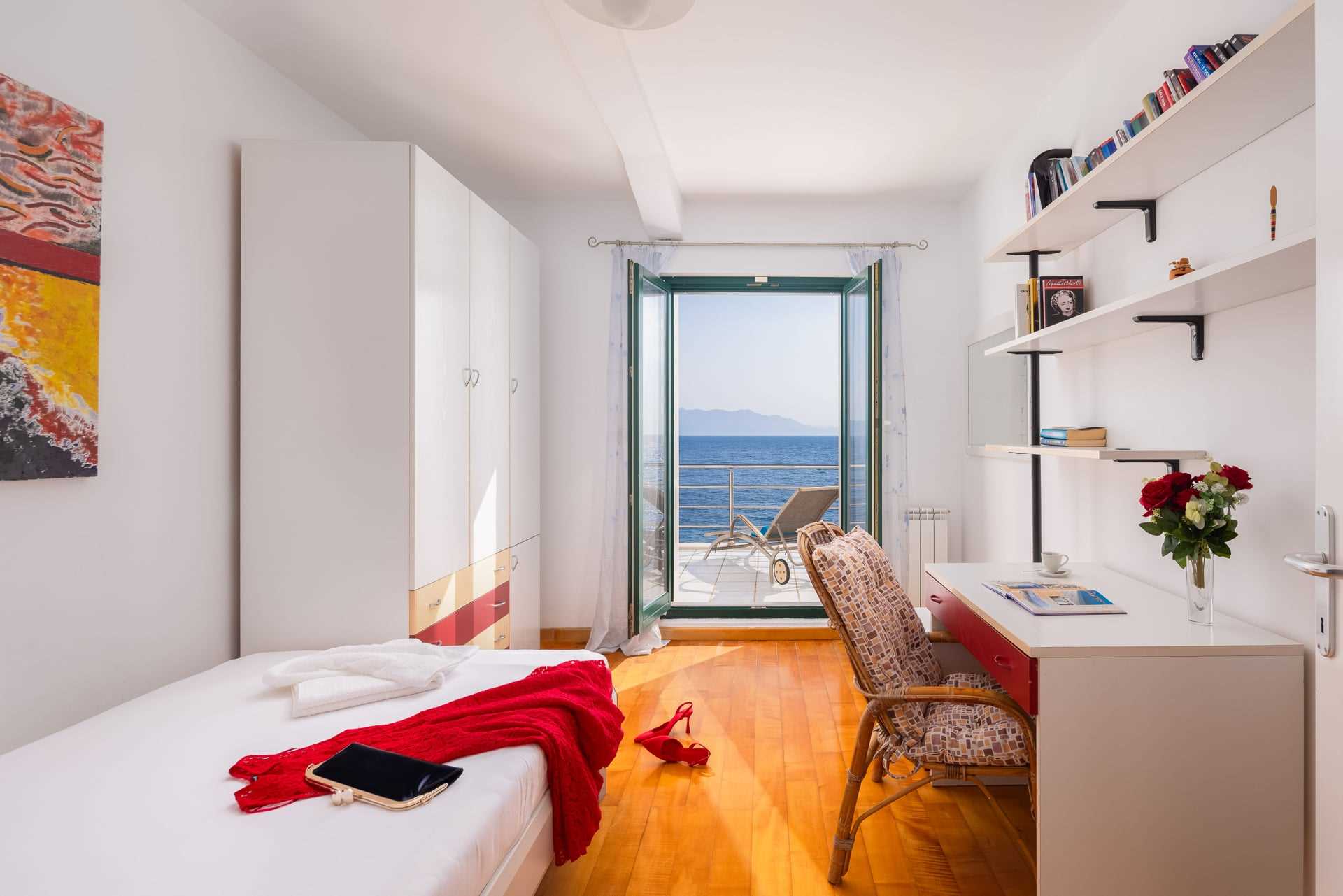 Beachfront Villa Shades of Summer
