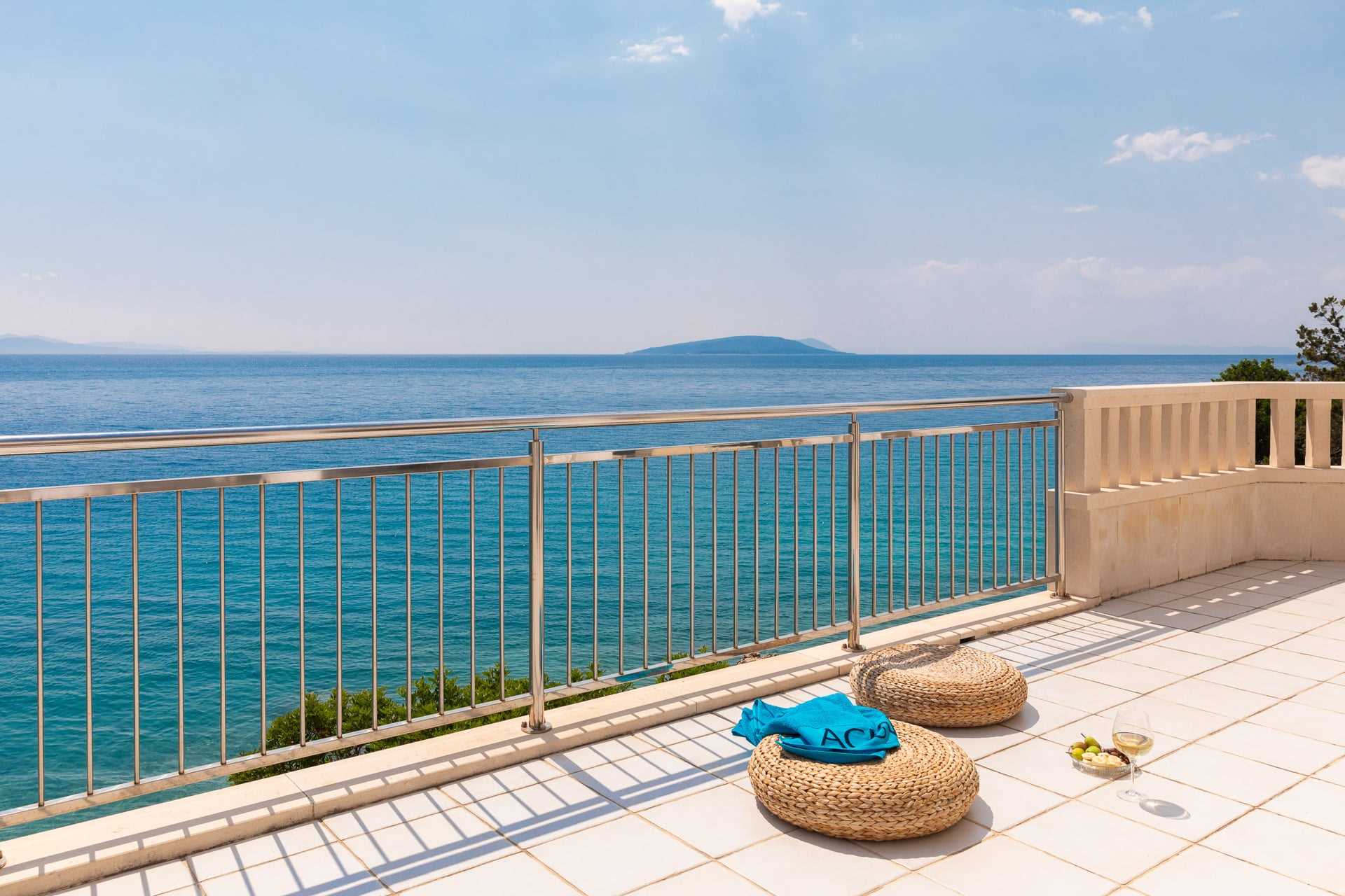 Beachfront Villa Shades of Summer