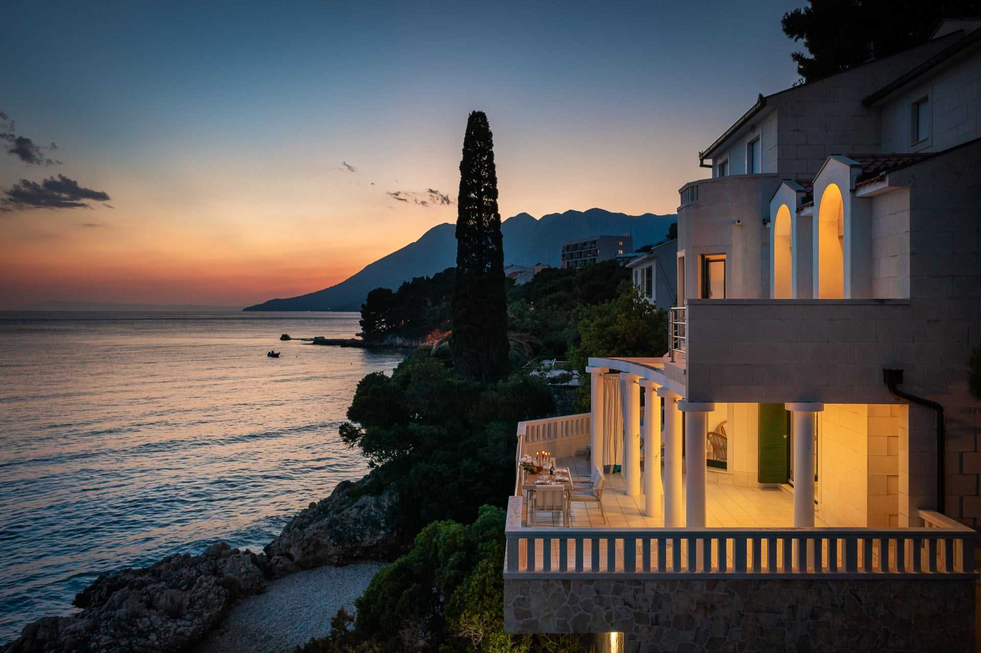 Image of Beachfront Villa Shades of Summer