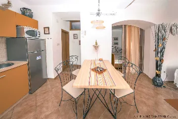 Spacious Stone Villa with Pool in Sveta Nedjelja