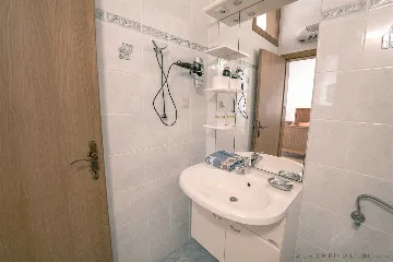 Spacious Stone Villa with Pool in Sveta Nedjelja