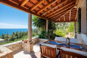 Spacious Stone Villa with Pool in Sveta Nedjelja