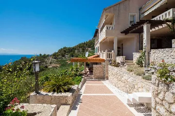 Spacious Stone Villa with Pool in Sveta Nedjelja