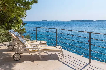 Seaside Retreat Villa with Private Pool in Hvar