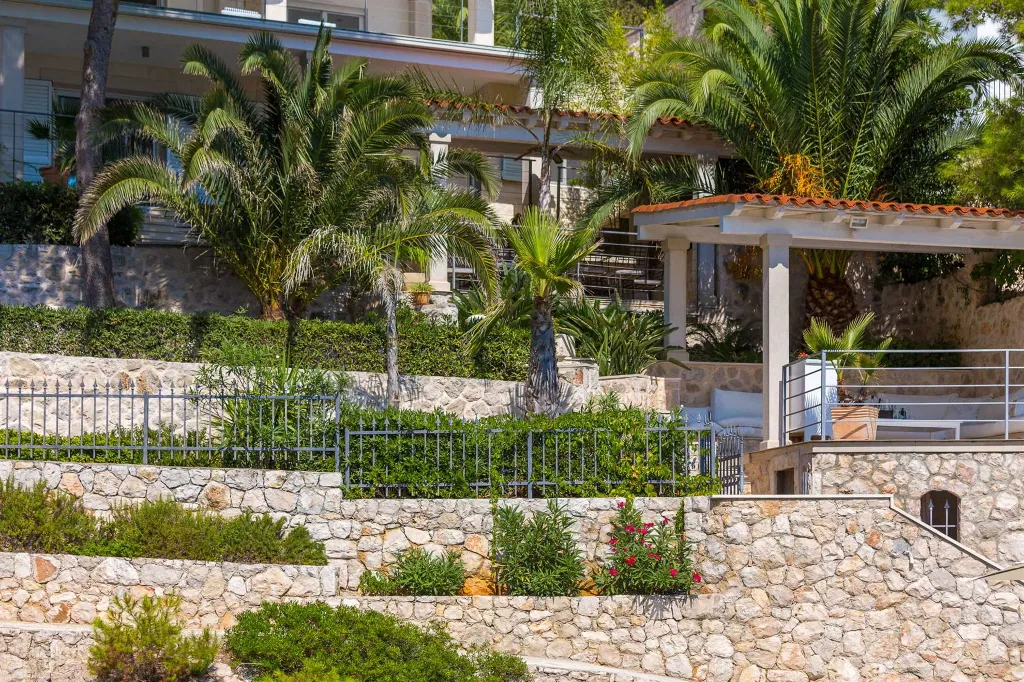 Seaside Retreat Villa with Private Pool in Hvar