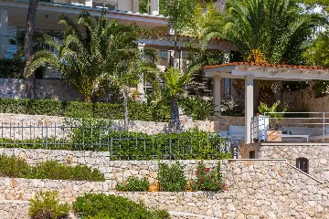 Seaside Retreat Villa with Private Pool in Hvar