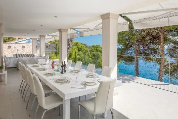Seaside Retreat Villa with Private Pool in Hvar