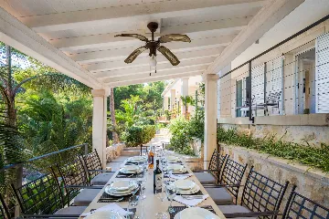 Seaside Retreat Villa with Private Pool in Hvar