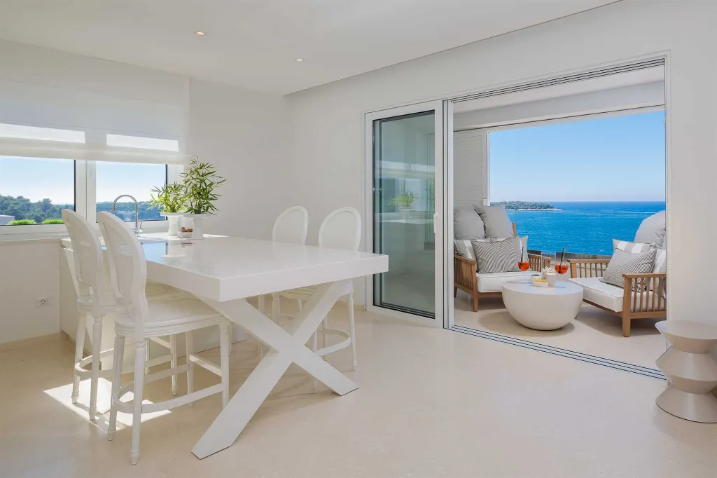Elegant 7-Bedroom Villa with Sea Views in Primošten