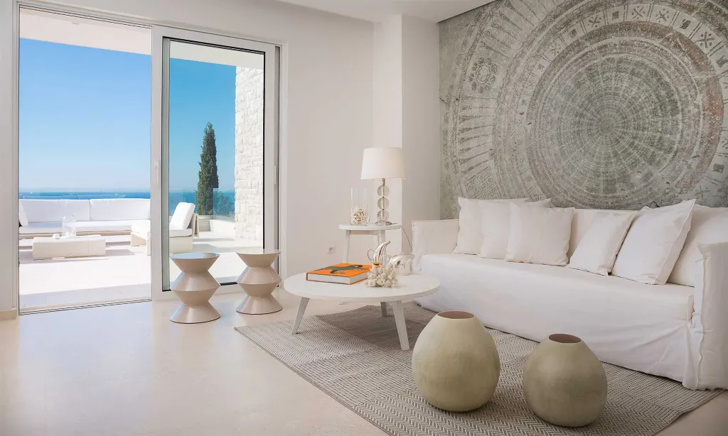 Elegant 7-Bedroom Villa with Sea Views in Primošten