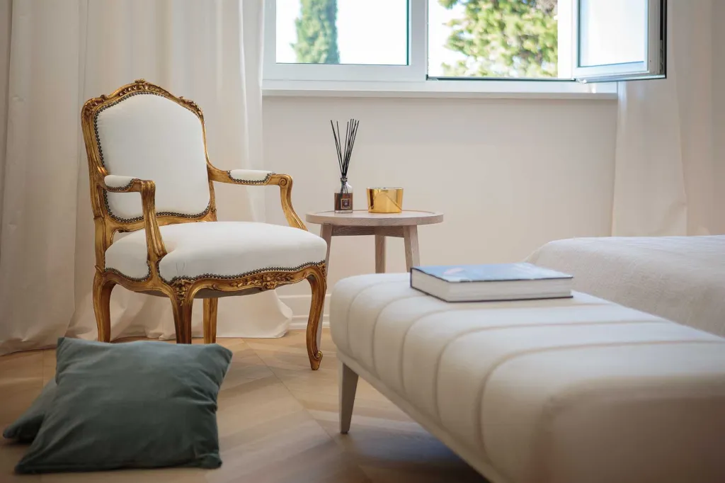 Elegant 7-Bedroom Villa with Sea Views in Primošten