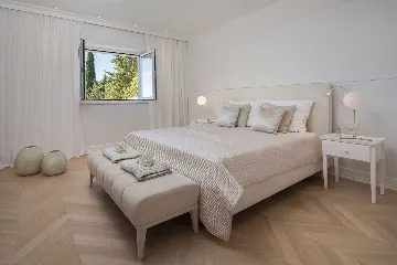 Elegant 7-Bedroom Villa with Sea Views in Primošten