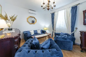 Spacious Villa Retreat With Heated Pool, Dubrovnik