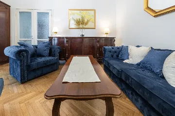 Spacious Villa Retreat With Heated Pool, Dubrovnik