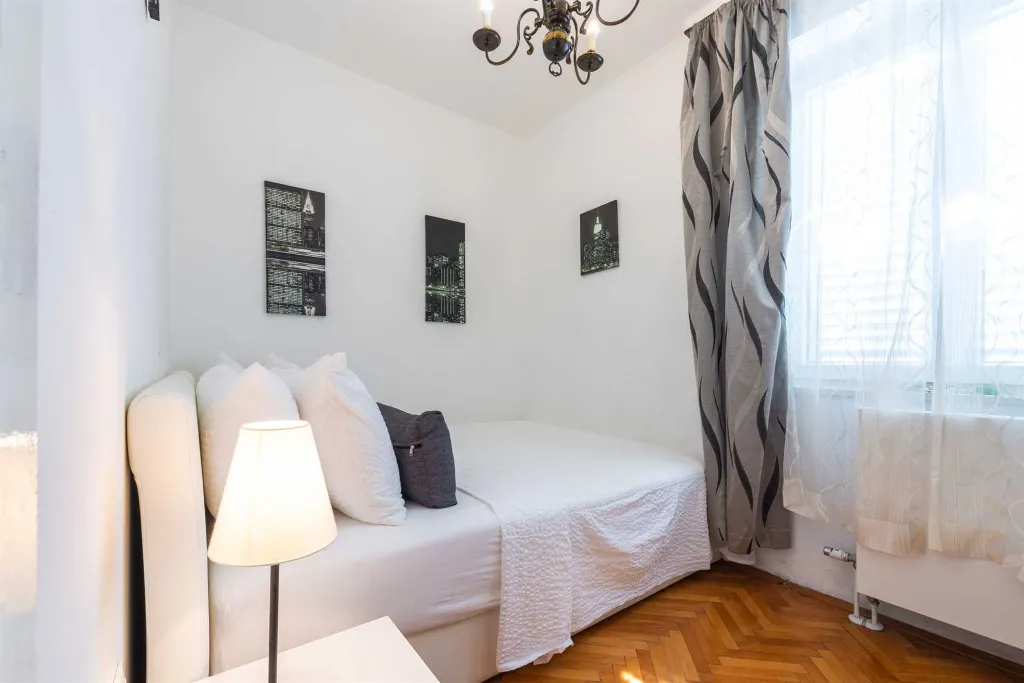 Spacious Villa Retreat With Heated Pool, Dubrovnik