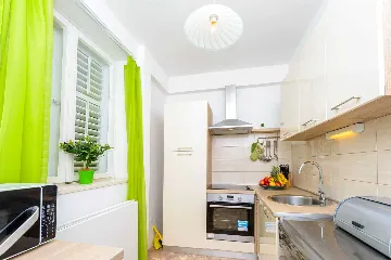 Spacious Villa Retreat With Heated Pool, Dubrovnik