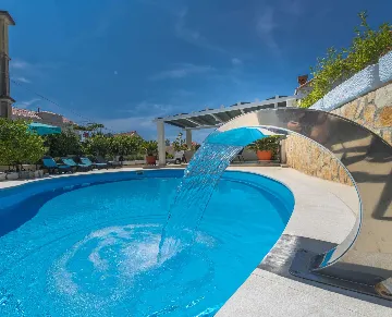 Spacious Villa Retreat With Heated Pool, Dubrovnik