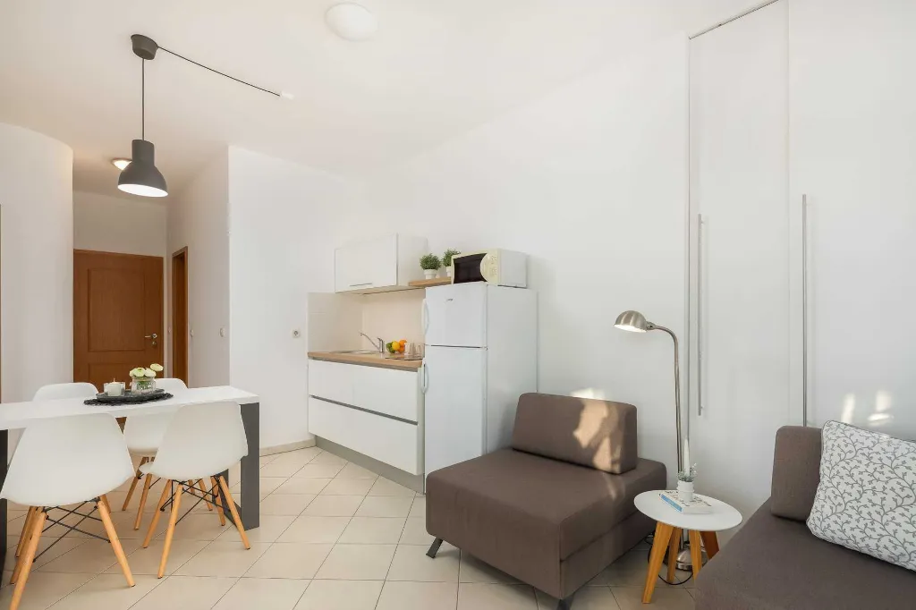 Contemporary Poolside Apartment in Vodice