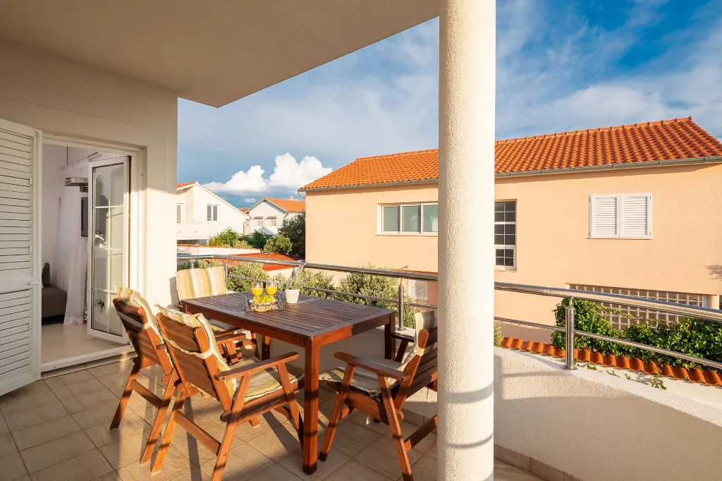Contemporary Poolside Apartment in Vodice