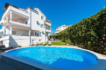 Contemporary Poolside Apartment in Vodice