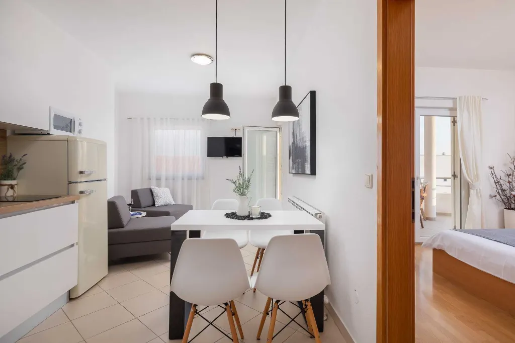 Contemporary Poolside Apartment in Vodice