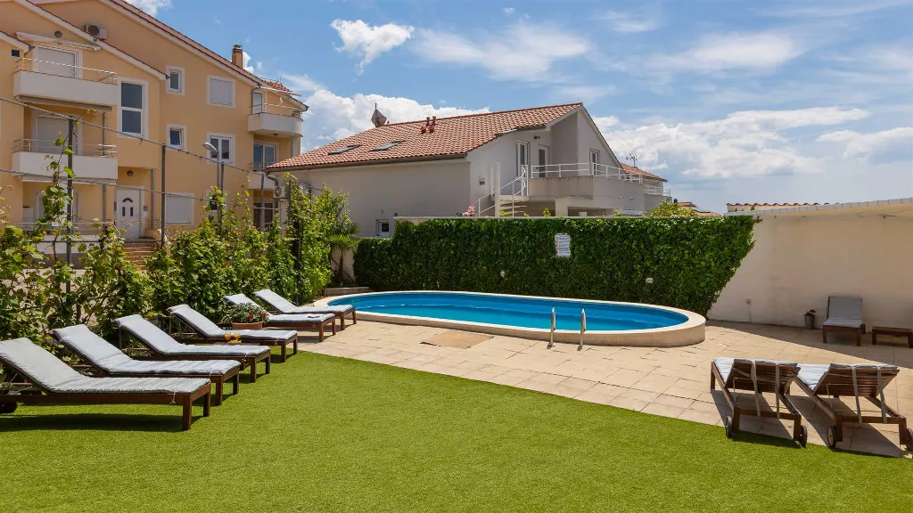 Contemporary Poolside Apartment in Vodice