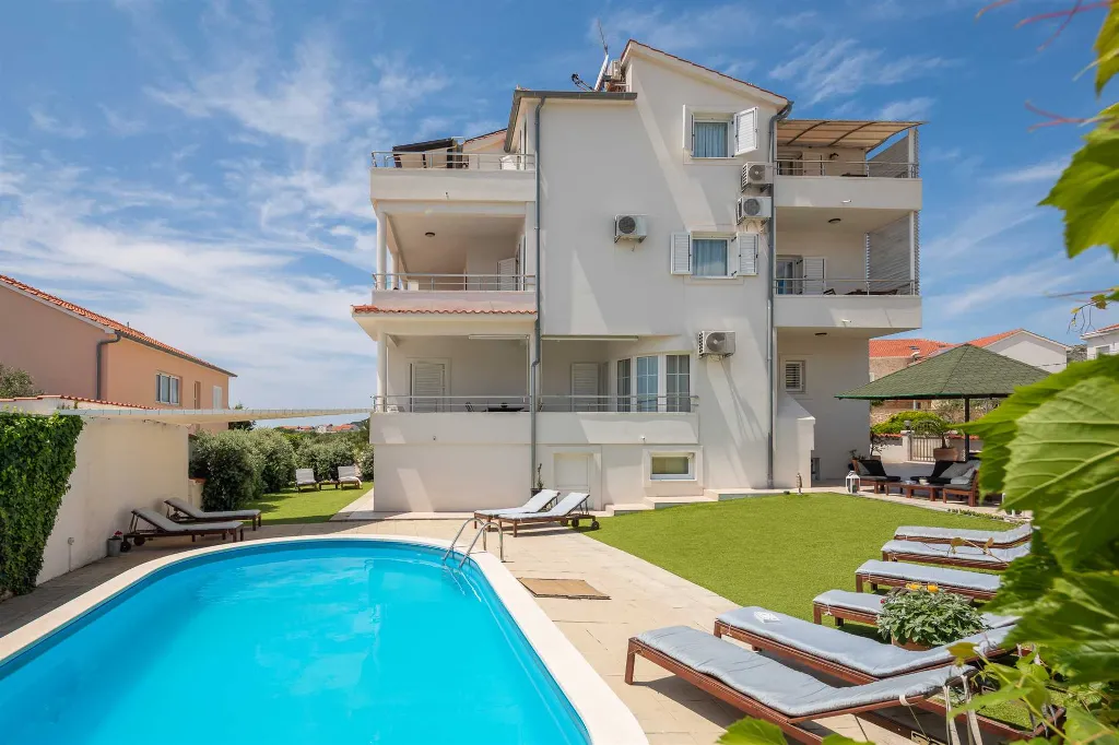 Contemporary Poolside Apartment in Vodice