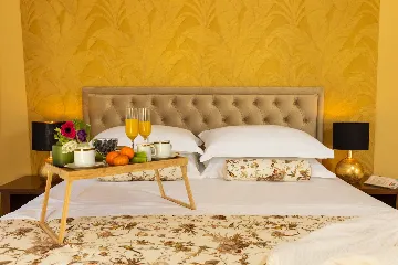 Spacious Family Villa with Pool in Mlini