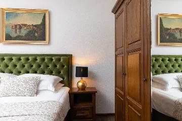 Spacious Family Villa with Pool in Mlini