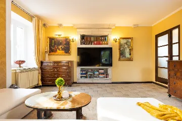 Spacious Family Villa with Pool in Mlini