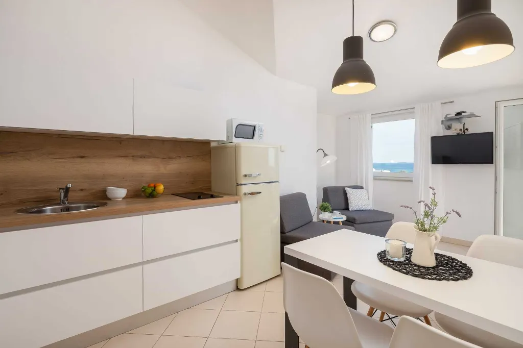 Modern Apartment with Pool, Second Floor, Vodice