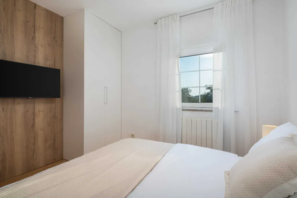 Serene Poolside Apartment for Two in Vodice
