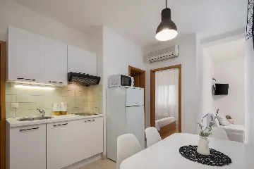 Modern Seaside Apartment with Pool in Vodice