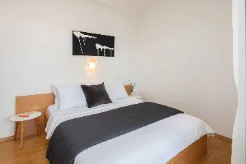 Modern Seaside Apartment with Pool in Vodice