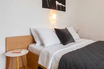 Modern Seaside Apartment with Pool in Vodice