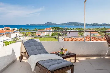 Modern Apartment with Pool, Vodice