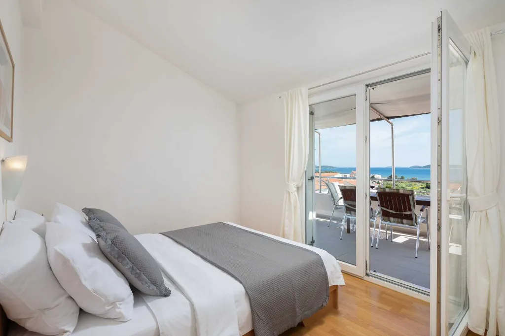 Modern Apartment with Pool, Vodice