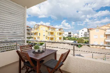 Cozy Poolside Apartment for Two in Vodice