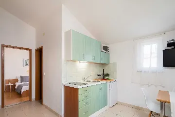 Poolside Apartment Retreat Vodice