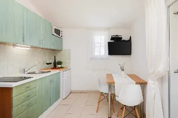 Poolside Apartment Retreat Vodice