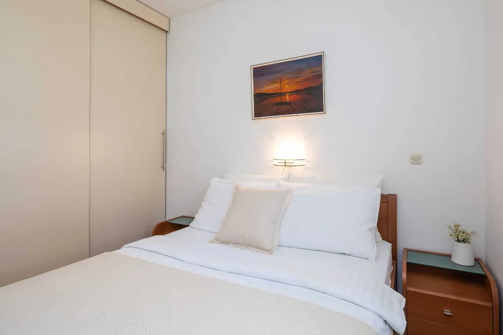 Ground Floor Apartment with Pool in Vodice