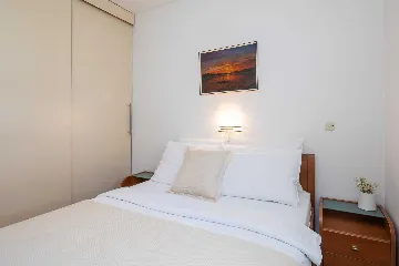 Ground Floor Apartment with Pool in Vodice