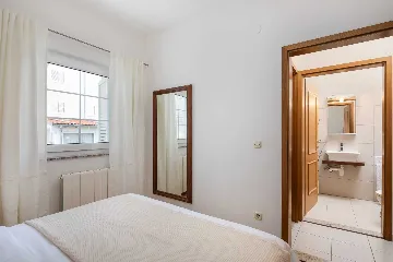 Ground Floor Apartment with Pool in Vodice