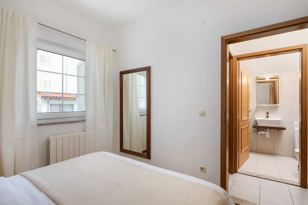 Ground Floor Apartment with Pool in Vodice