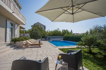 Family Villa with Pool in Kaštel Štafilić