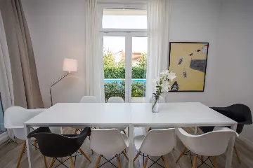 Family Villa with Pool in Kaštel Štafilić