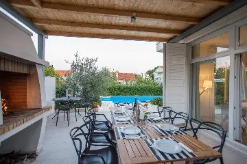 Family Villa with Pool in Kaštel Štafilić