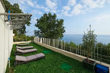 Contemporary Villa with Pool and Sauna in Jesenice