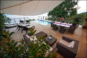 Contemporary Villa with Pool and Sauna in Jesenice