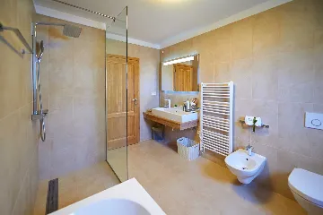 Contemporary Villa with Pool and Sauna in Jesenice